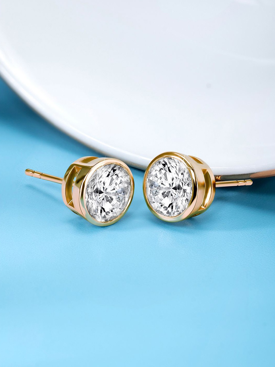 

Peora Gold-Plated Cubic Zirconia Studded Circular Shaped Studs With Red Rose Jewellery Box