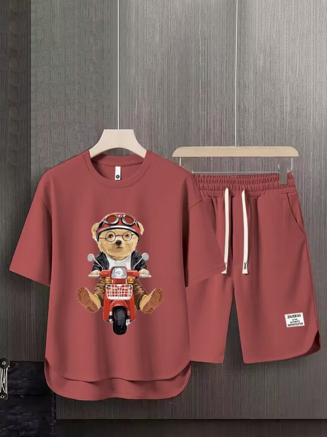 

StyleCast Animal Printed T-Shirt With Shorts, Red