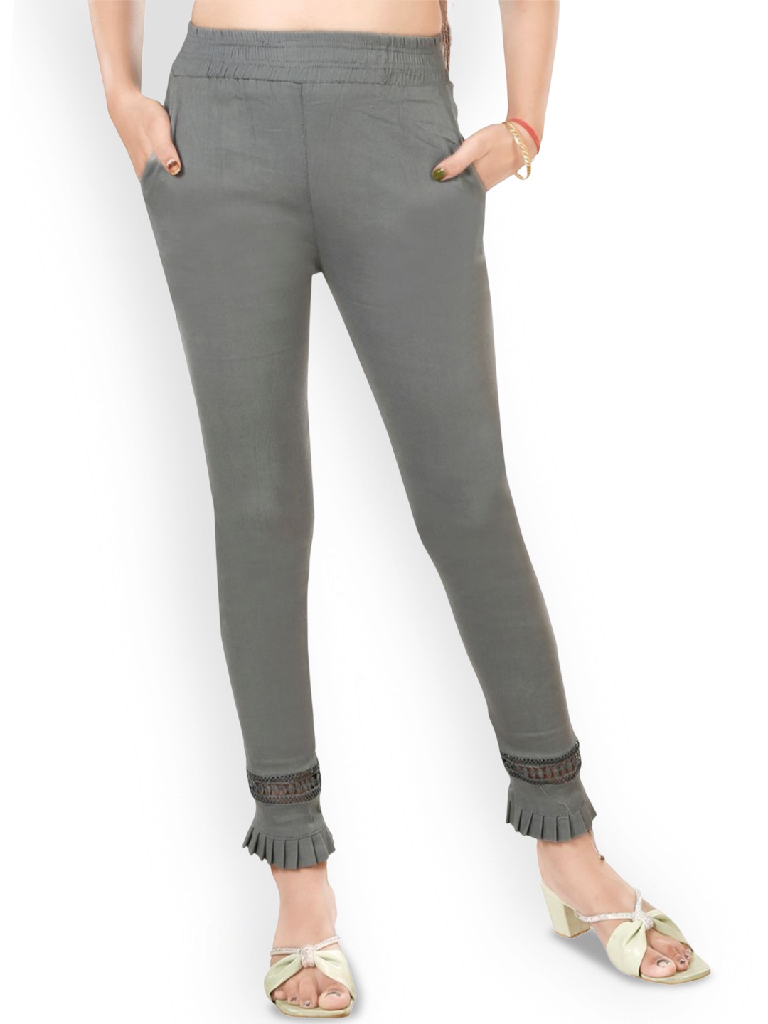 

Fessist Women Slim Fit Mid-Rise Pleated Cigarette Trouser, Grey