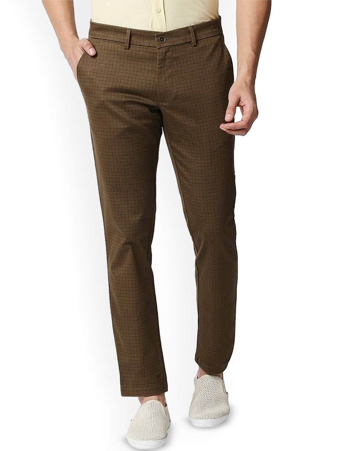 

Basics Men Printed Comfort Trousers, Brown