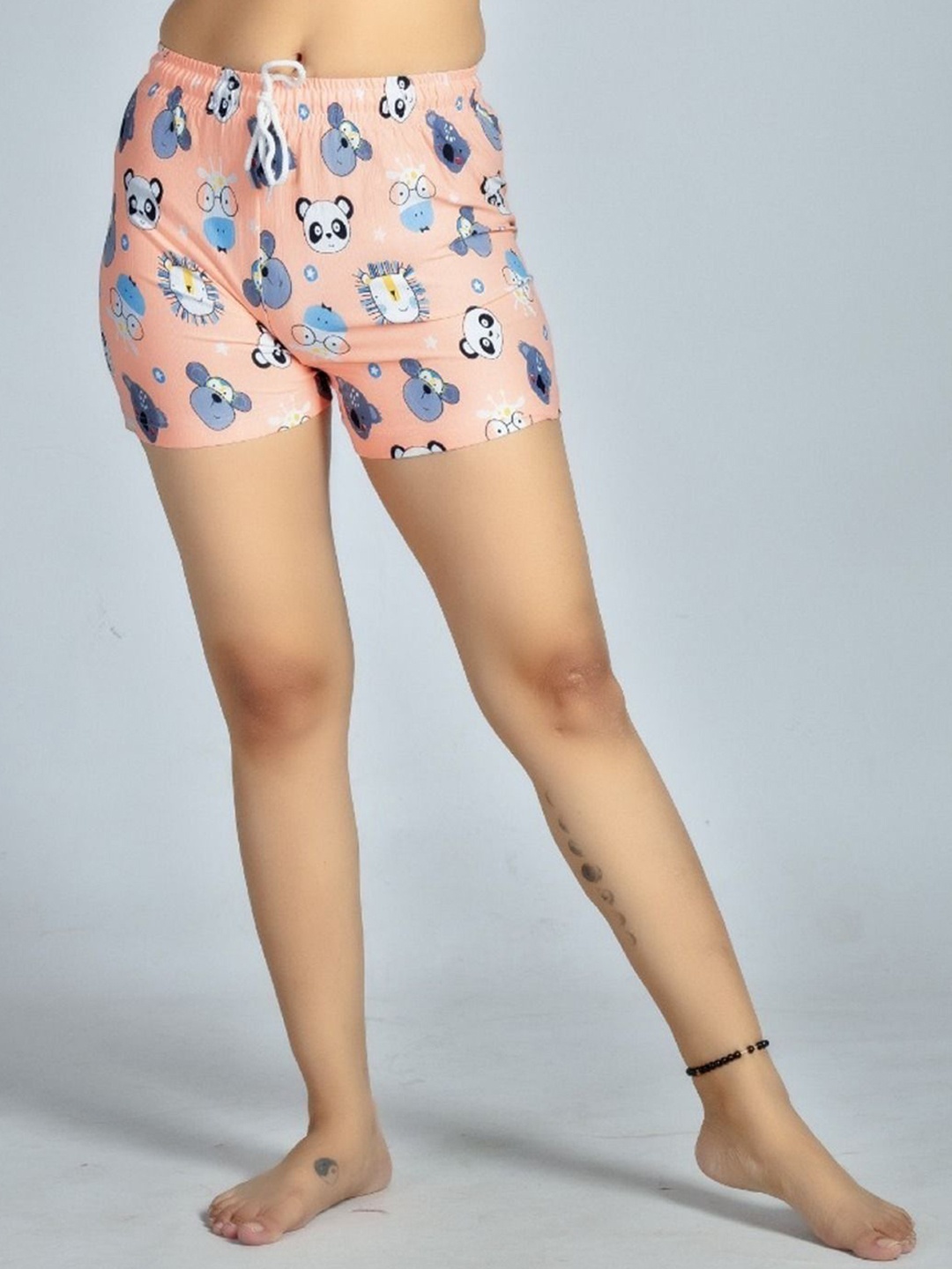 

Classy Hangers Women Printed Low-Rise Shorts, Pink