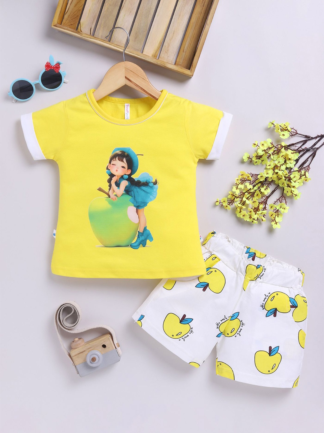 

Toonyport Girls Cartoon Printed Pure Cotton Top With Shorts, Yellow