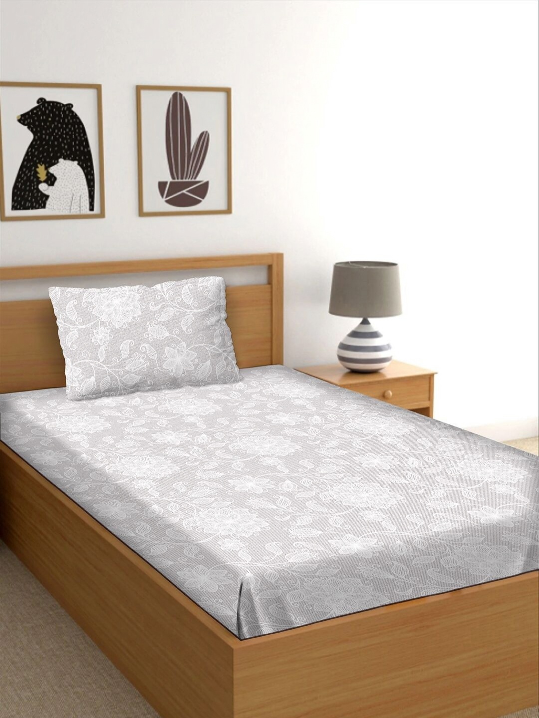 

Myntra Elegant Homes Set Of 2 White Cotton 160 TC Single Bedsheet Set 1.52m x 2.29m