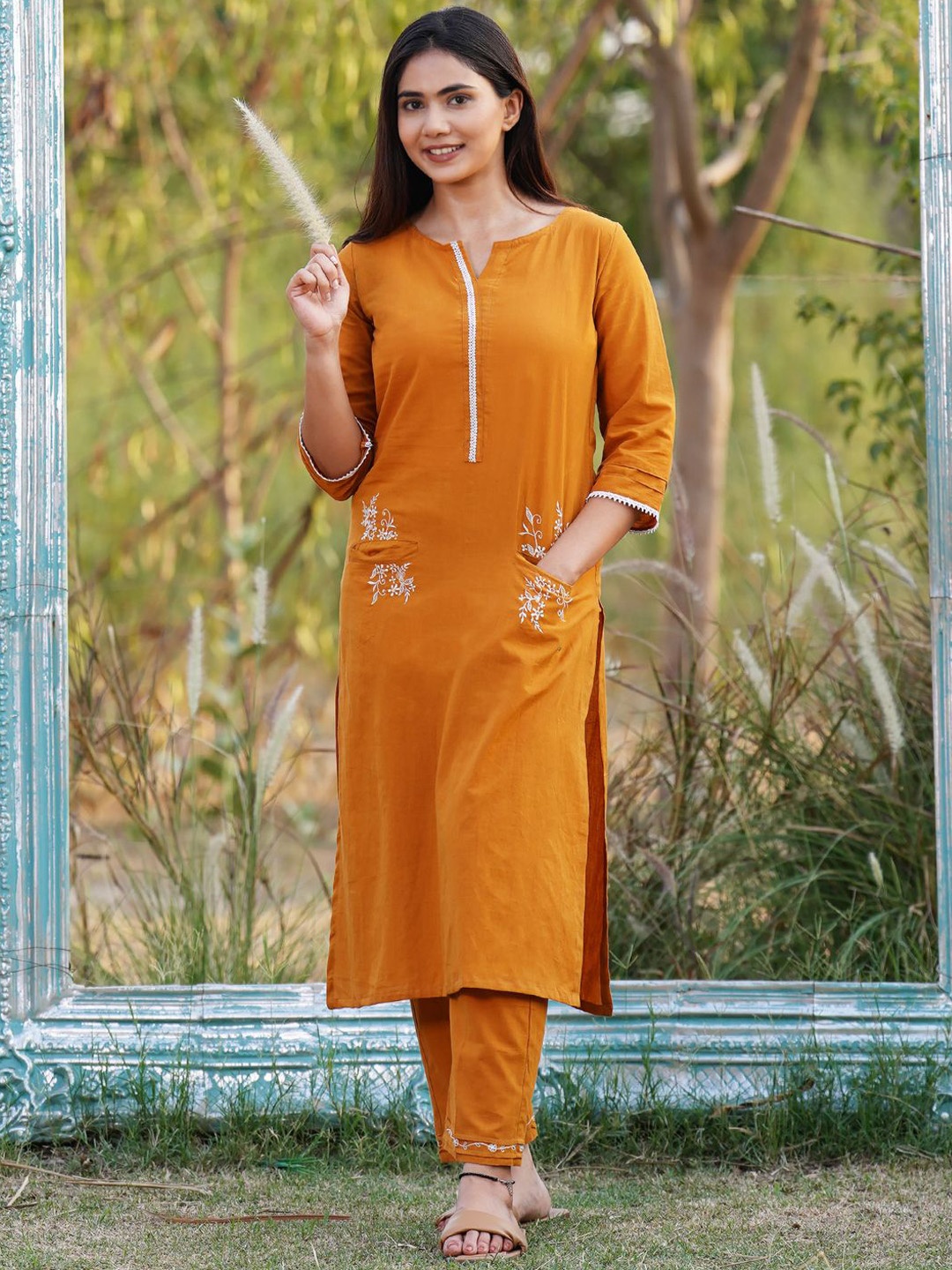 

zuri Floral Embroidered Notch Neck Thread Work Cotton Straight Kurta, Mustard