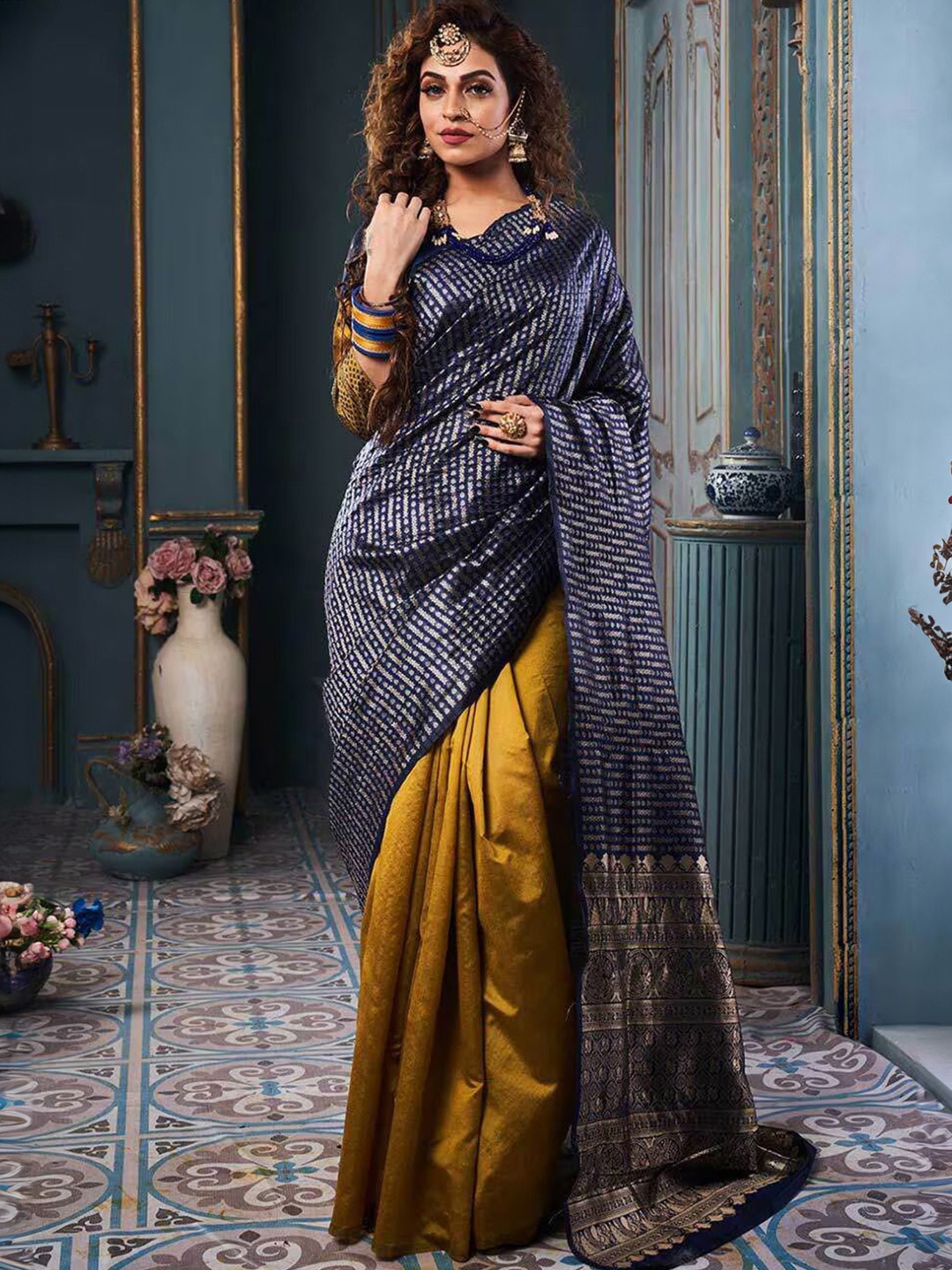 

zinzraa Woven Design Pure Silk Kanjeevaram Saree, Navy blue