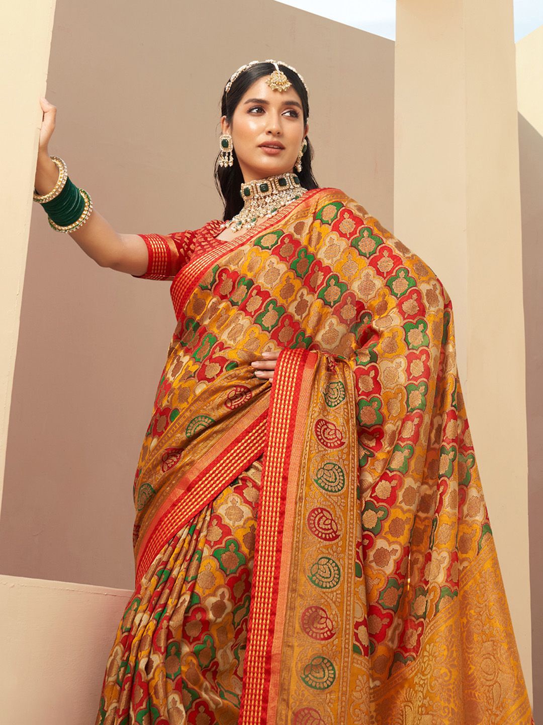

Anouk Ethnic Motifs Zari Poly Georgette Saree, Yellow