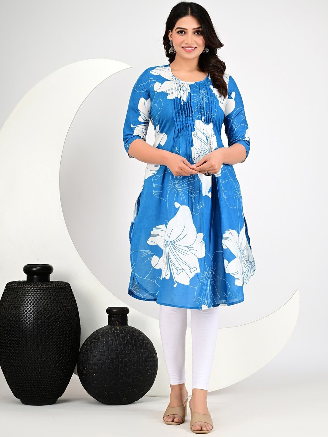 

Divsy Fashion Floral Printed Round Neck Pure Cotton A -line Kurta, Blue