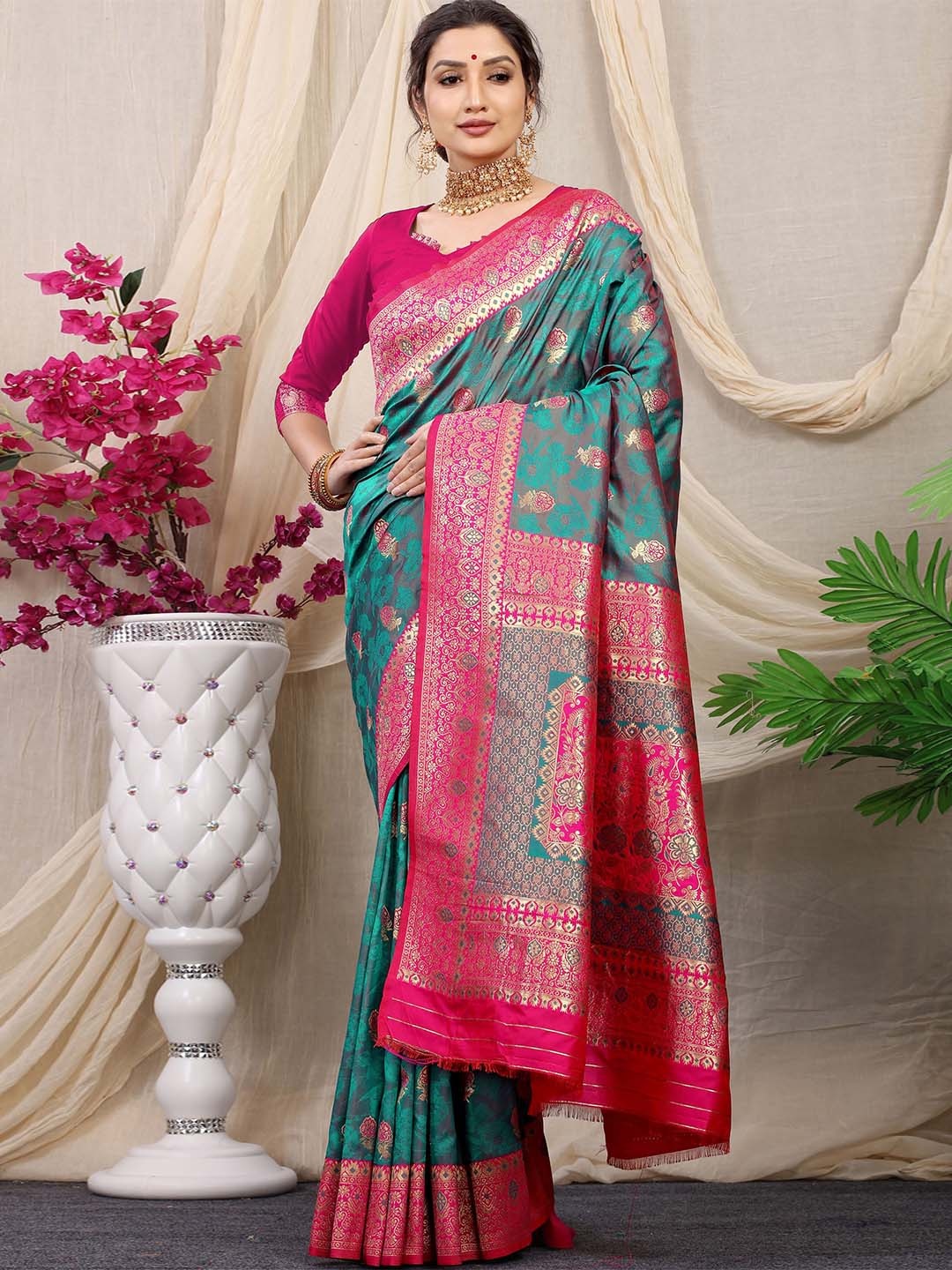 

Kandora Woven Design Zari Pure Silk Paithani Saree, Teal