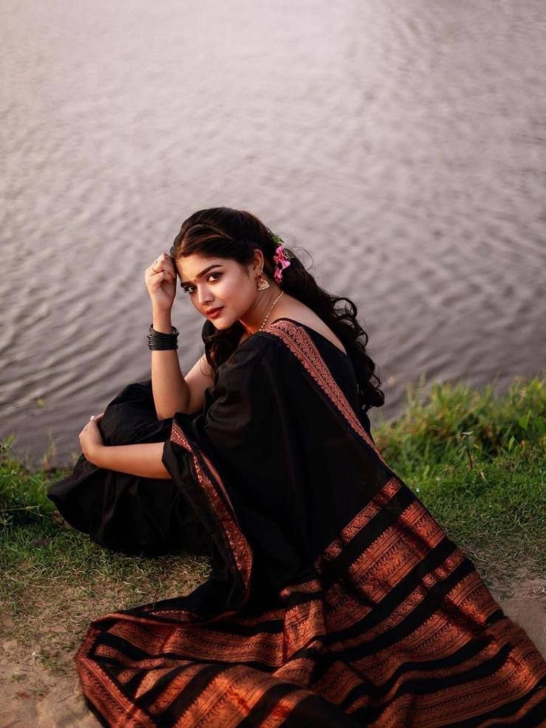 Aika Woven Design Zari Pure Silk Banarasi Saree, Black