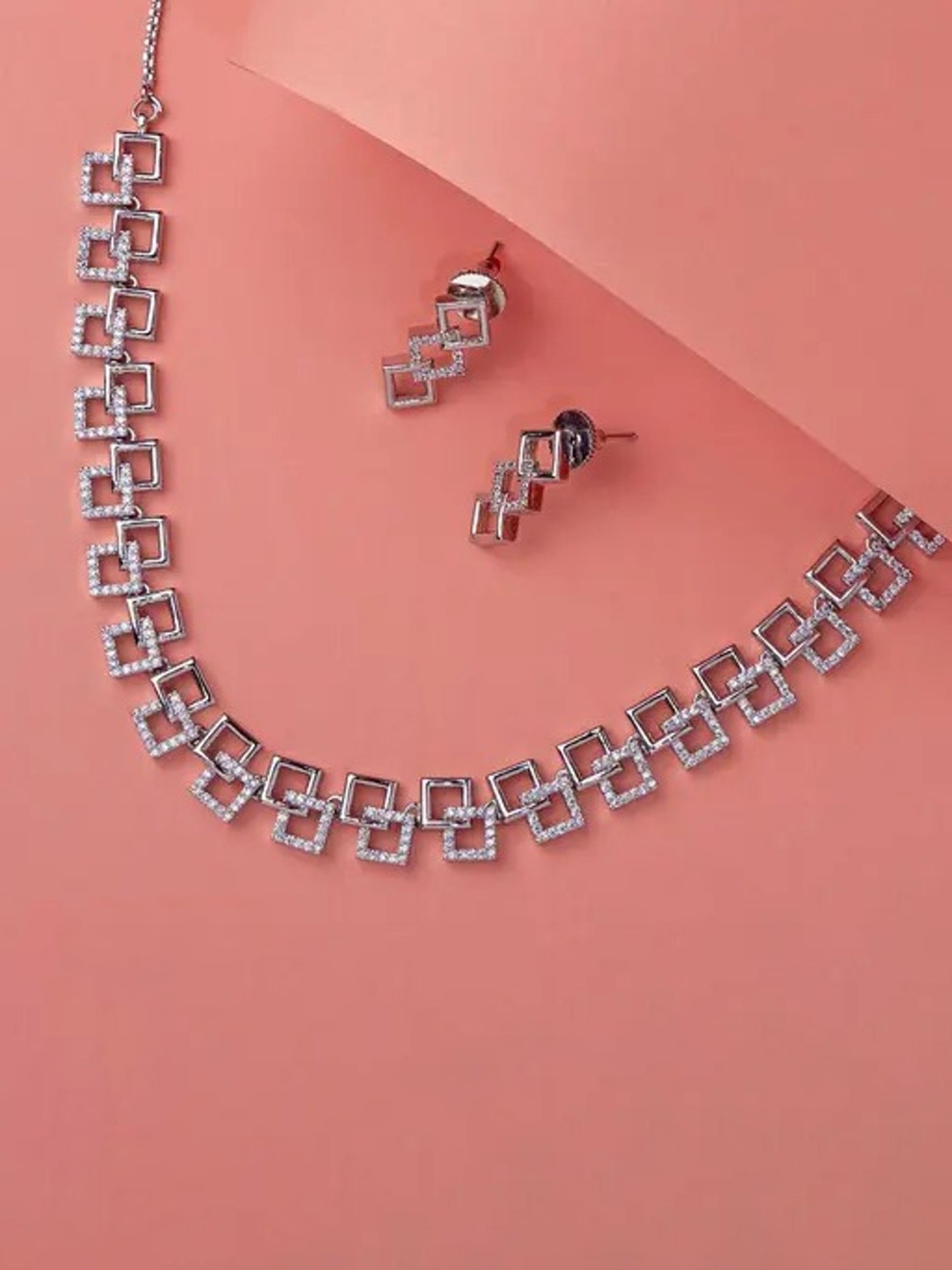 

Rangrozo Jewellery Silver-Plated Stone-Studded Jewellery Set