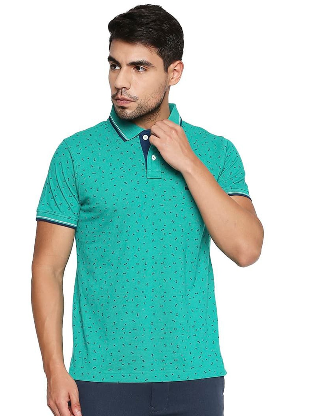

Basics Men Geometric Printed Polo Collar Cotton Muscle Fit T-shirt, Green