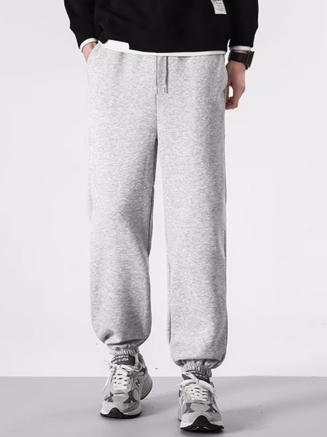 

StyleCast Men Mid Rise Joggers, Grey