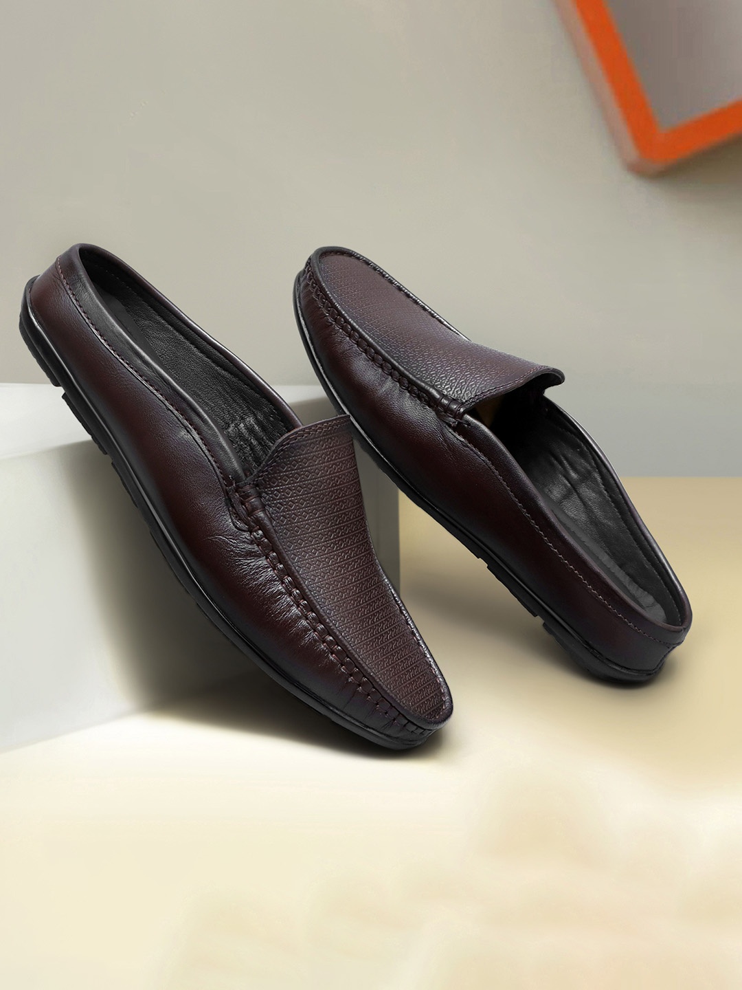 

ARAMISH Men Perforations Leather Loafers, Brown