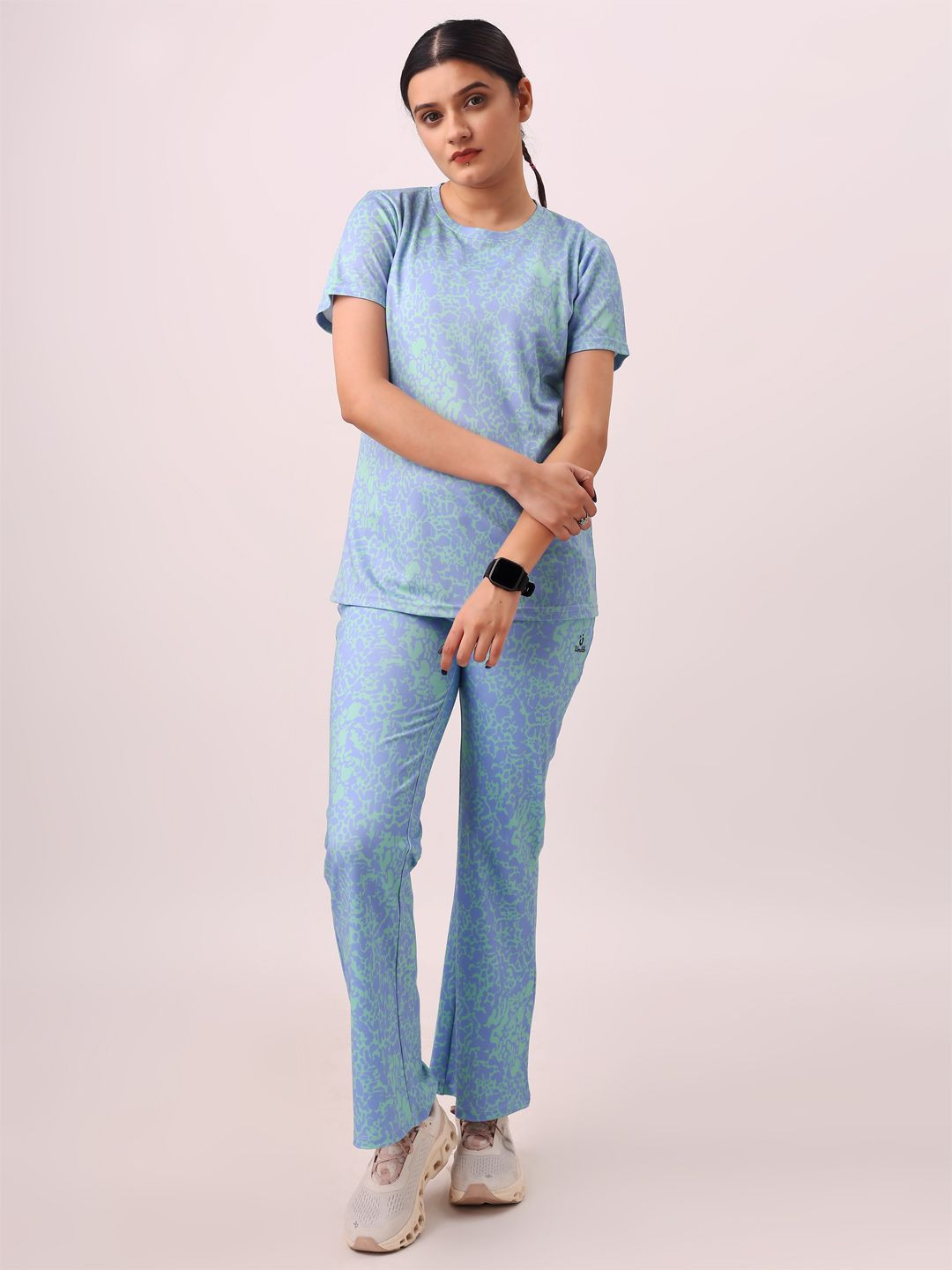 

UMILDO Abstract Printed Round Neck T-Shirt With Trousers, Blue