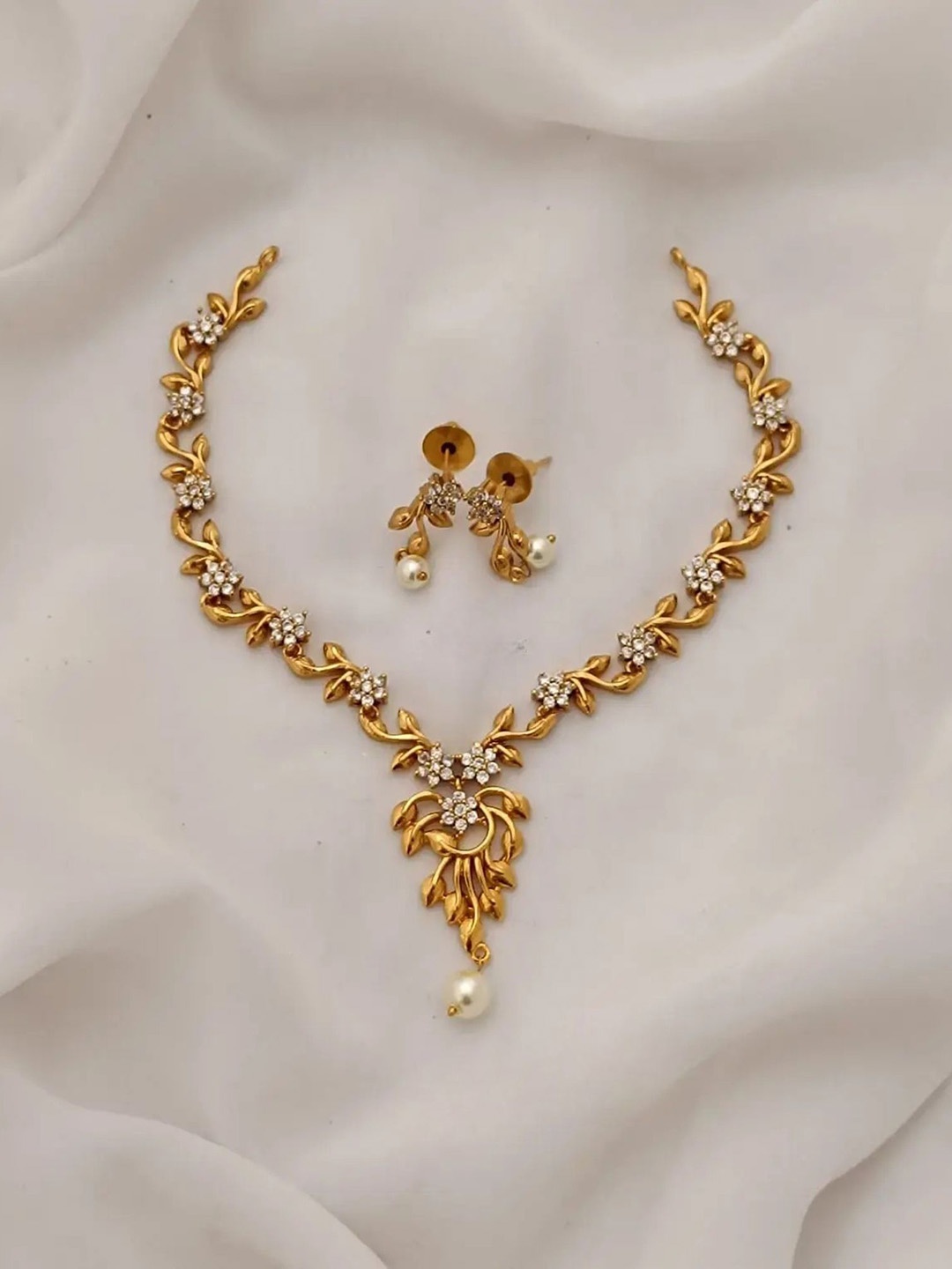 

Rujve Jewellery Gold-Plated Cubic Zirconia-Studded Jewellery Set