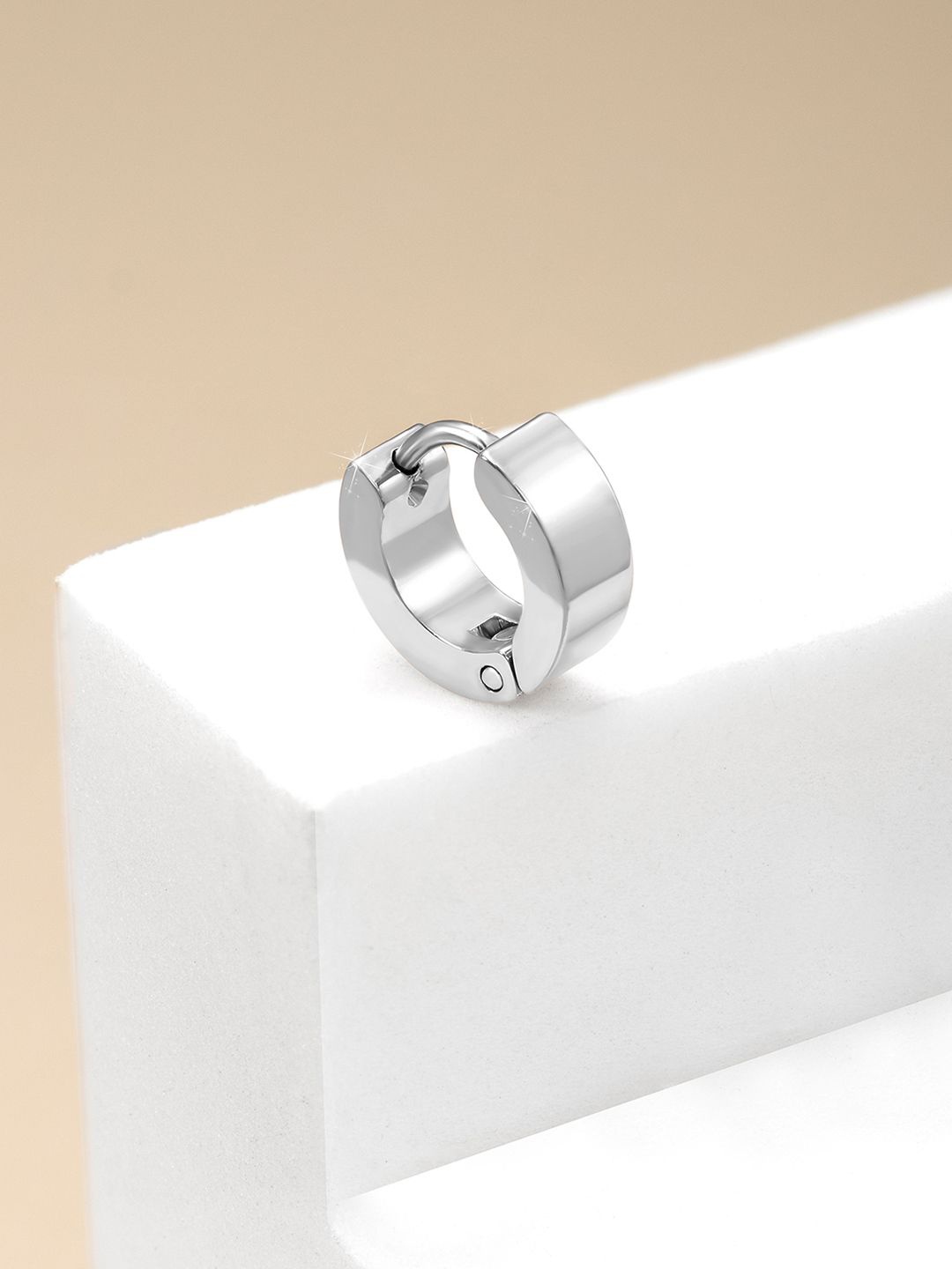 

Peora Men Stainless Steel Silver Plated Circular Shaped Hoop Earrings