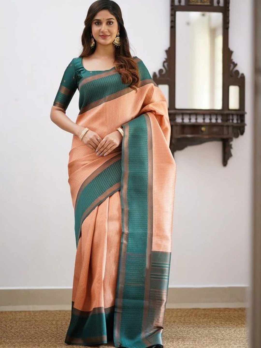 

Aika Woven Design Zari Pure Silk Banarasi Saree, Peach