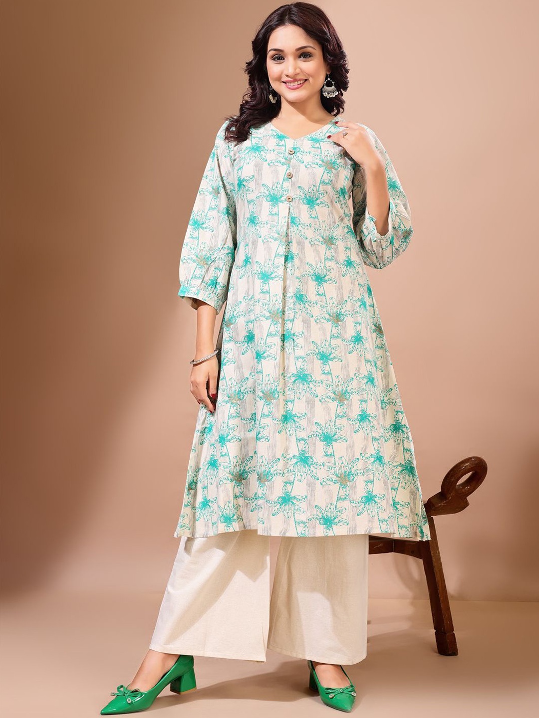 

KALINI Floral Printed Pure Cotton V-Neck A-Line Kurta With Palazzos, White