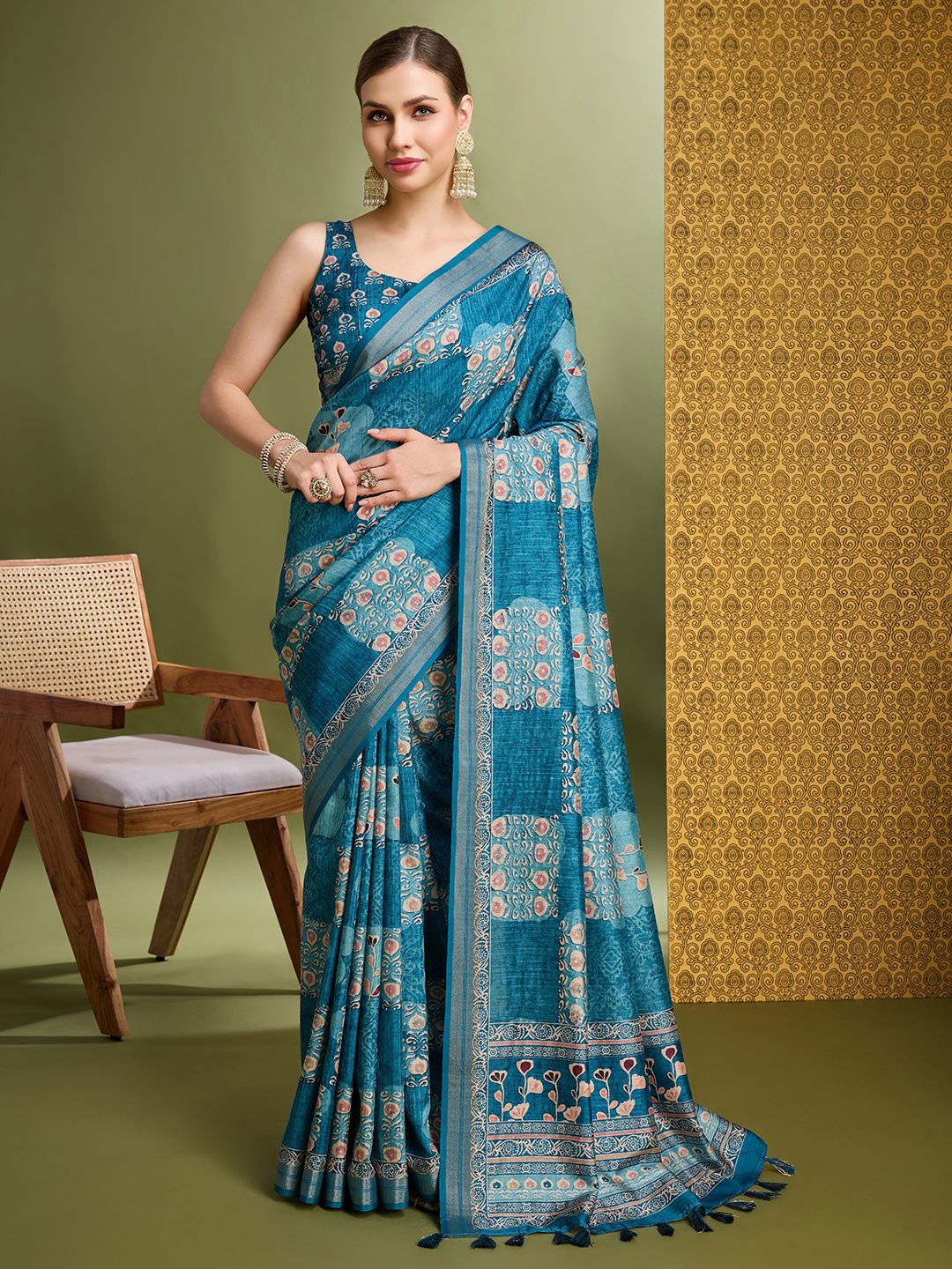 

Mantrotsav Batik Saree, Blue