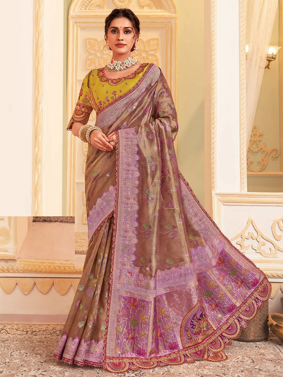 

MAHALASA Floral Art Silk Handloom Banarasi Saree, Purple