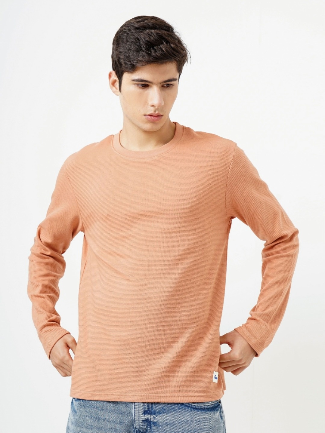 

Genoa Men Solid Round Neck Cotton T-shirt, Pink