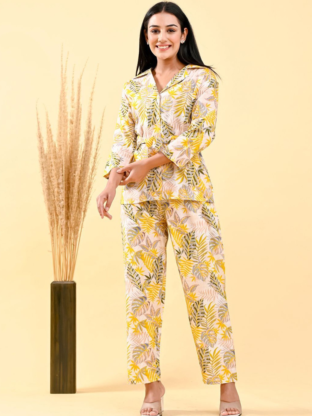 

Kaftanize Canary Leaf Printed Tunic with Trouser, Yellow