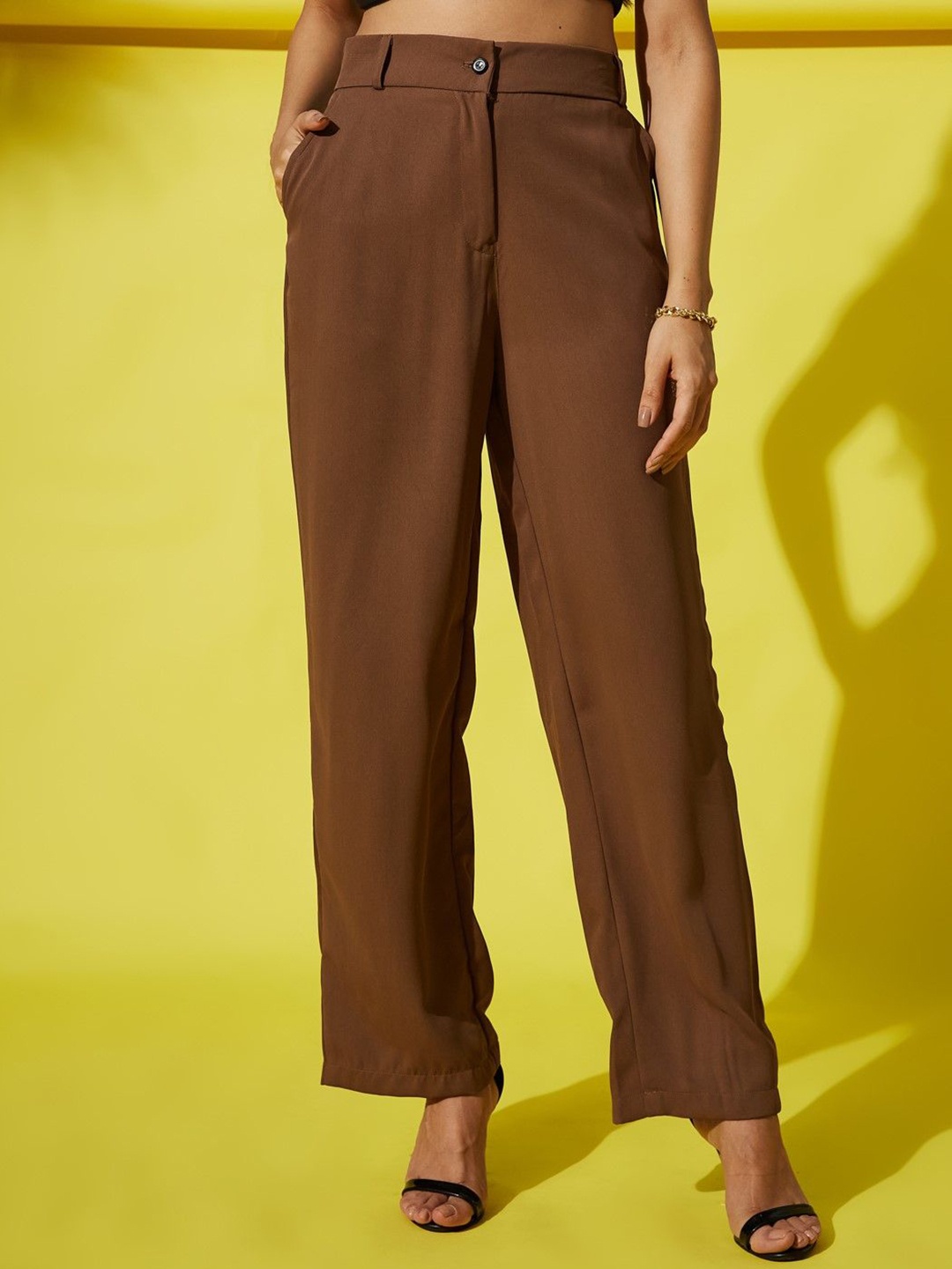 

The Roadster Lifestyle Co High Waist Wide Leg Loose Fit Trousers, Brown