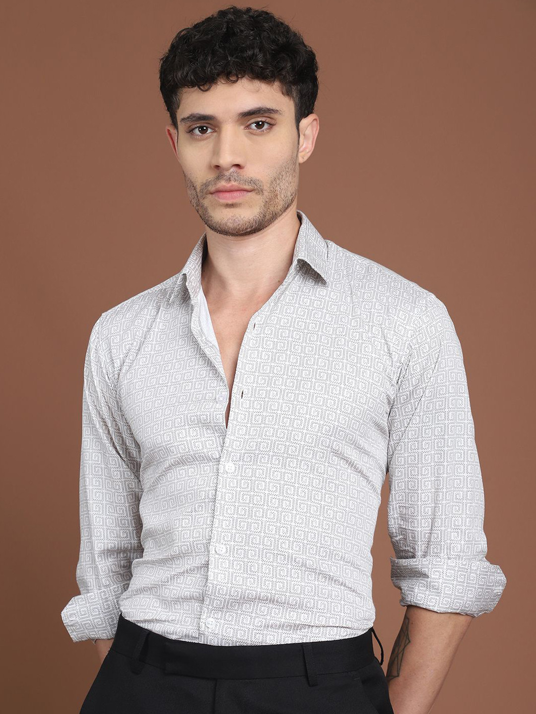 

Indian Needle Men Classic Opaque Printed Formal Shirt, Grey
