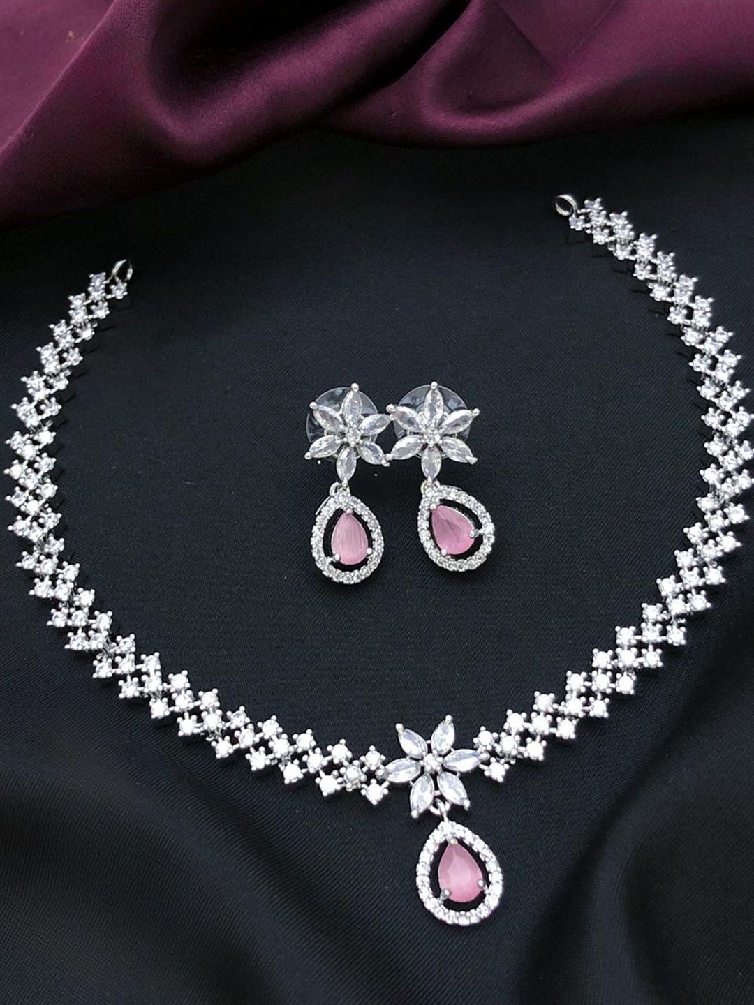 

Rangrozo Jewellery Gold Plated Stones Studded Jewellery Set