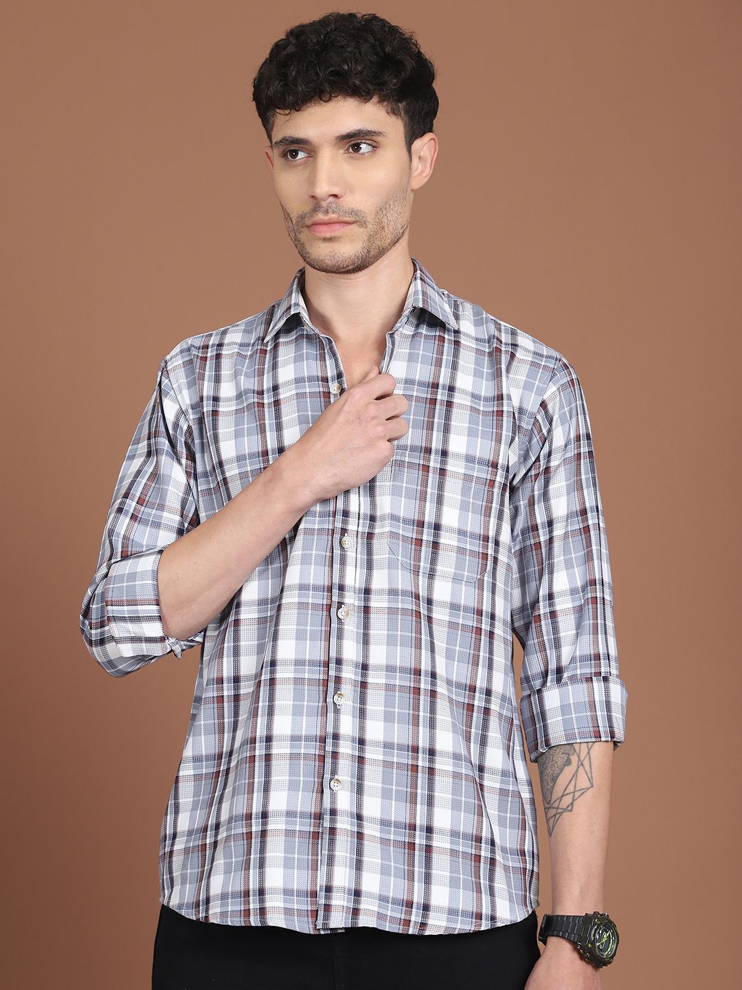 

Indian Needle Men Classic Tartan Checks Opaque Checked Casual Shirt, Grey