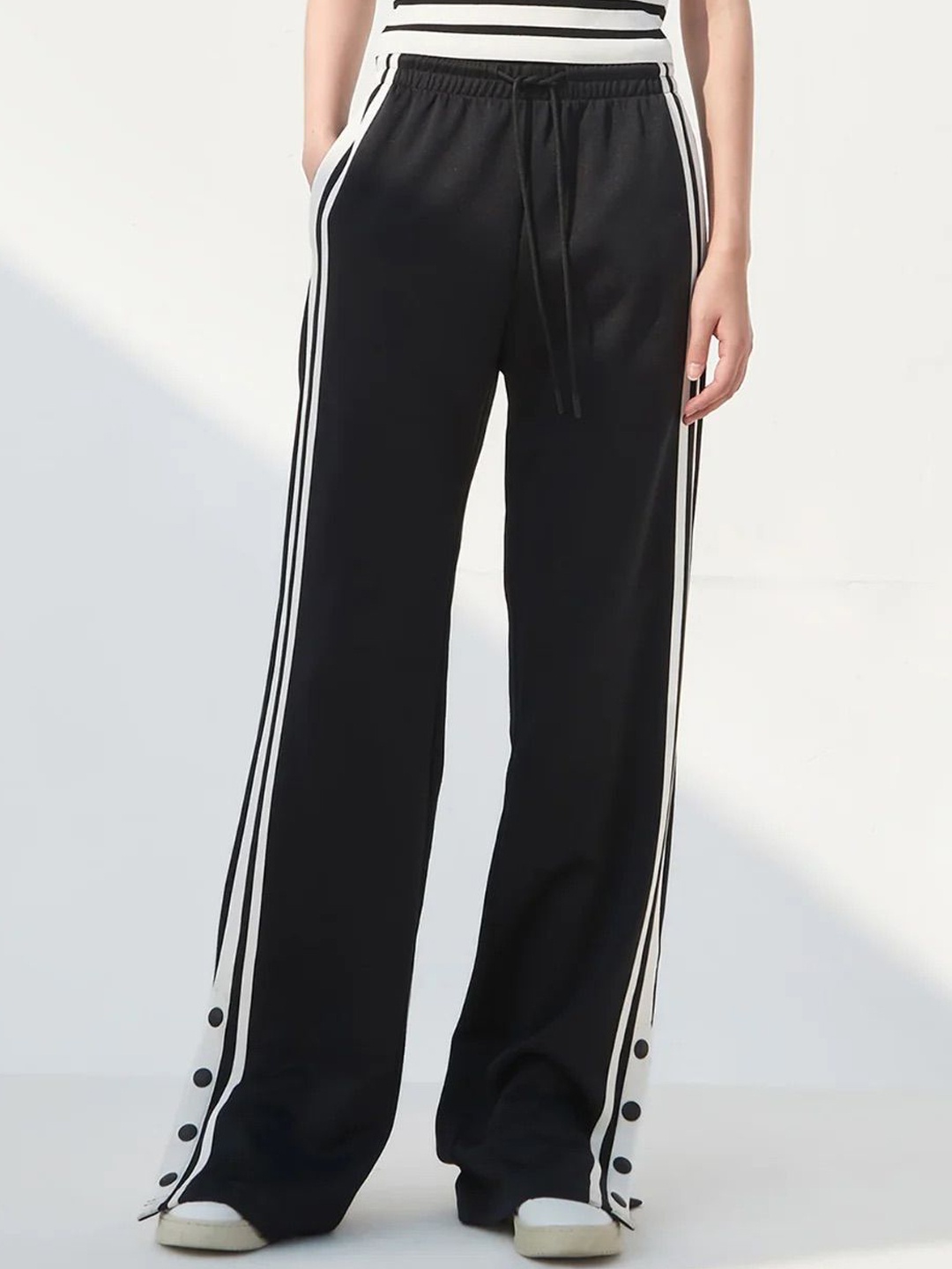 

TABADTOD Women Relaxed Loose Fit Easy Wash Joggers Trousers, Black