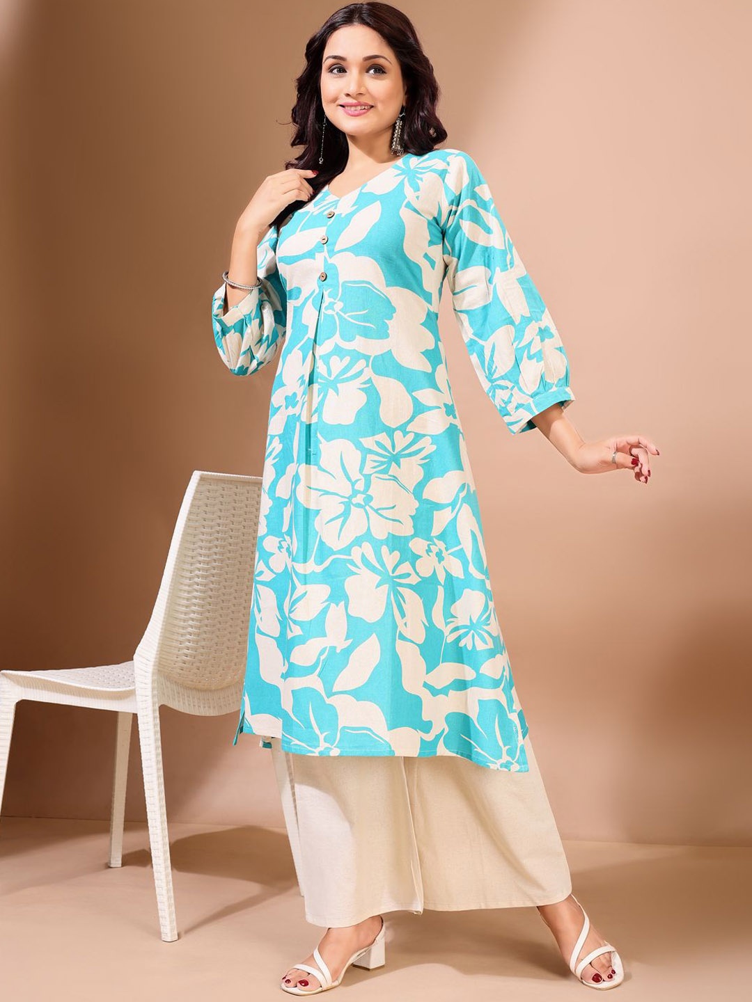 

KALINI Floral Printed Pure Cotton V-Neck A-Line Kurta With Palazzos, Turquoise blue