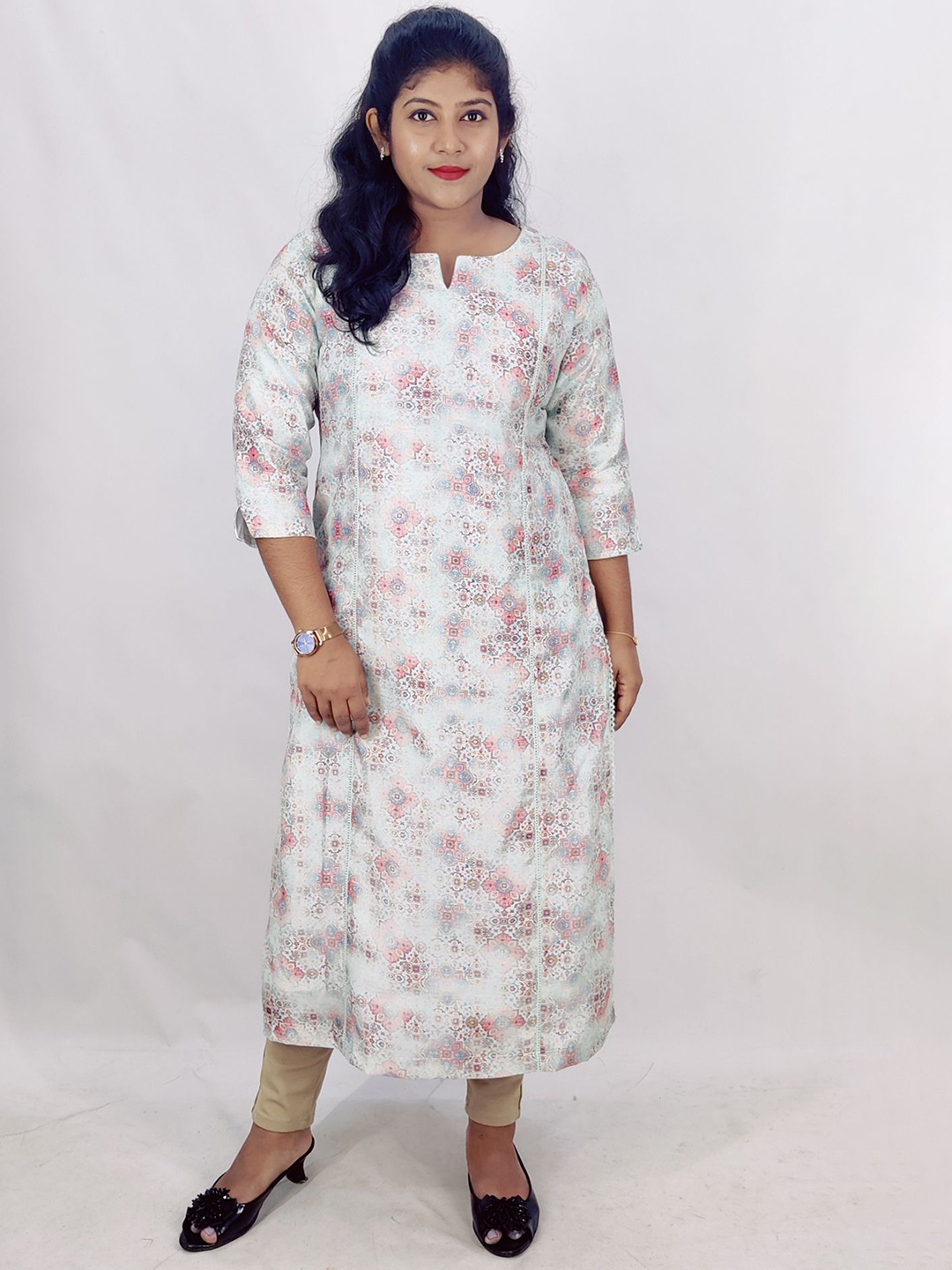 

Miss Twenty Floral Printed Notch-Neck Chanderi Silk Straight Kurta, Grey