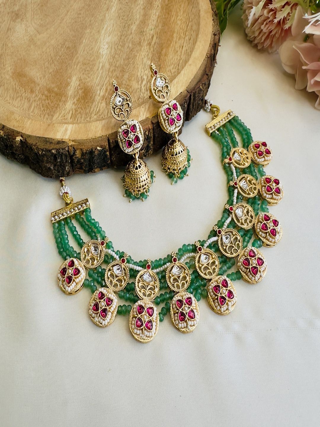 

Stridhan Rajwadi Gold-Plated Kundan Studded and Beaded Jewellery Set