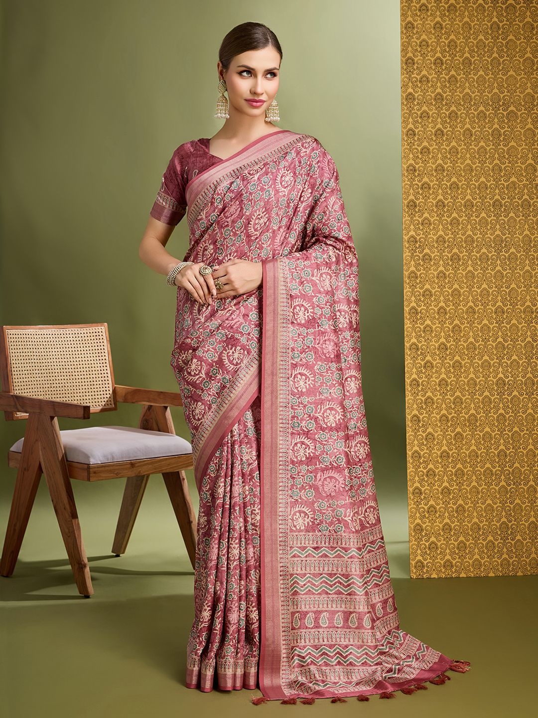 

Mantrotsav Batik Saree, Coral