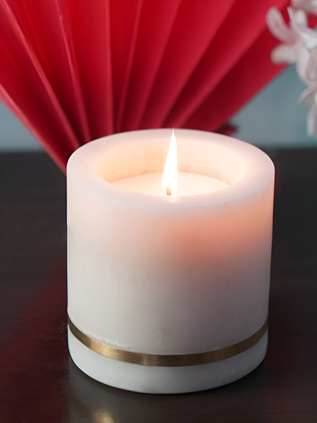 

Aura White 1 pieces Jar Candle