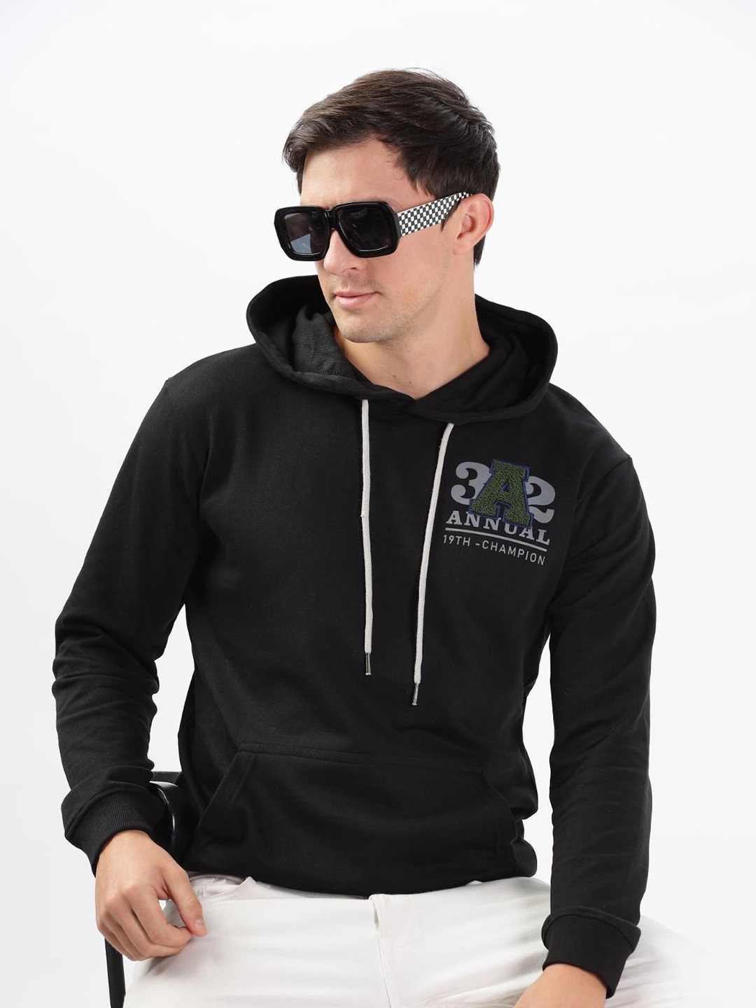 

COLOR HUNT Men Hooded Sweatshirt, Black