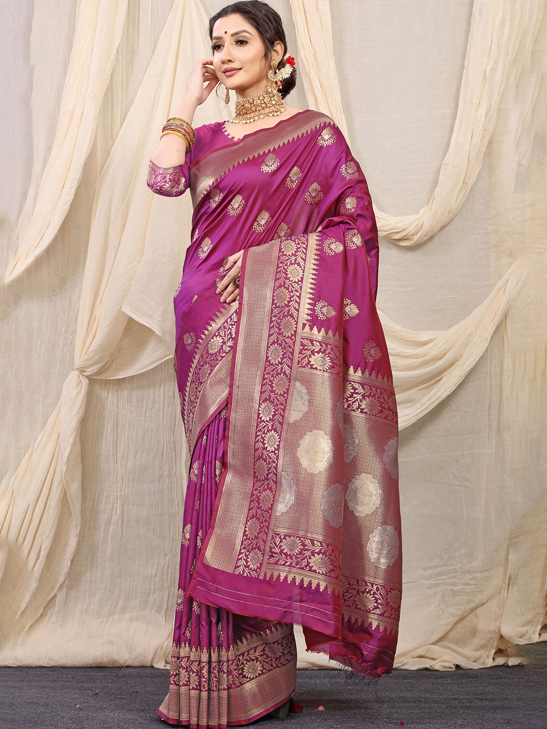 

Kandora Ethnic Motifs Zari Pure Silk Banarasi Saree, Magenta