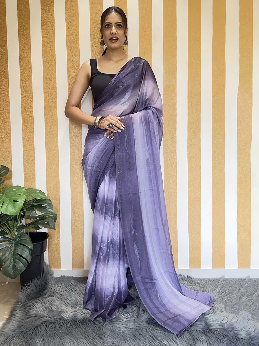 

DIVASTRI Ombre Poly Georgette Ready to Wear Saree, Lavender