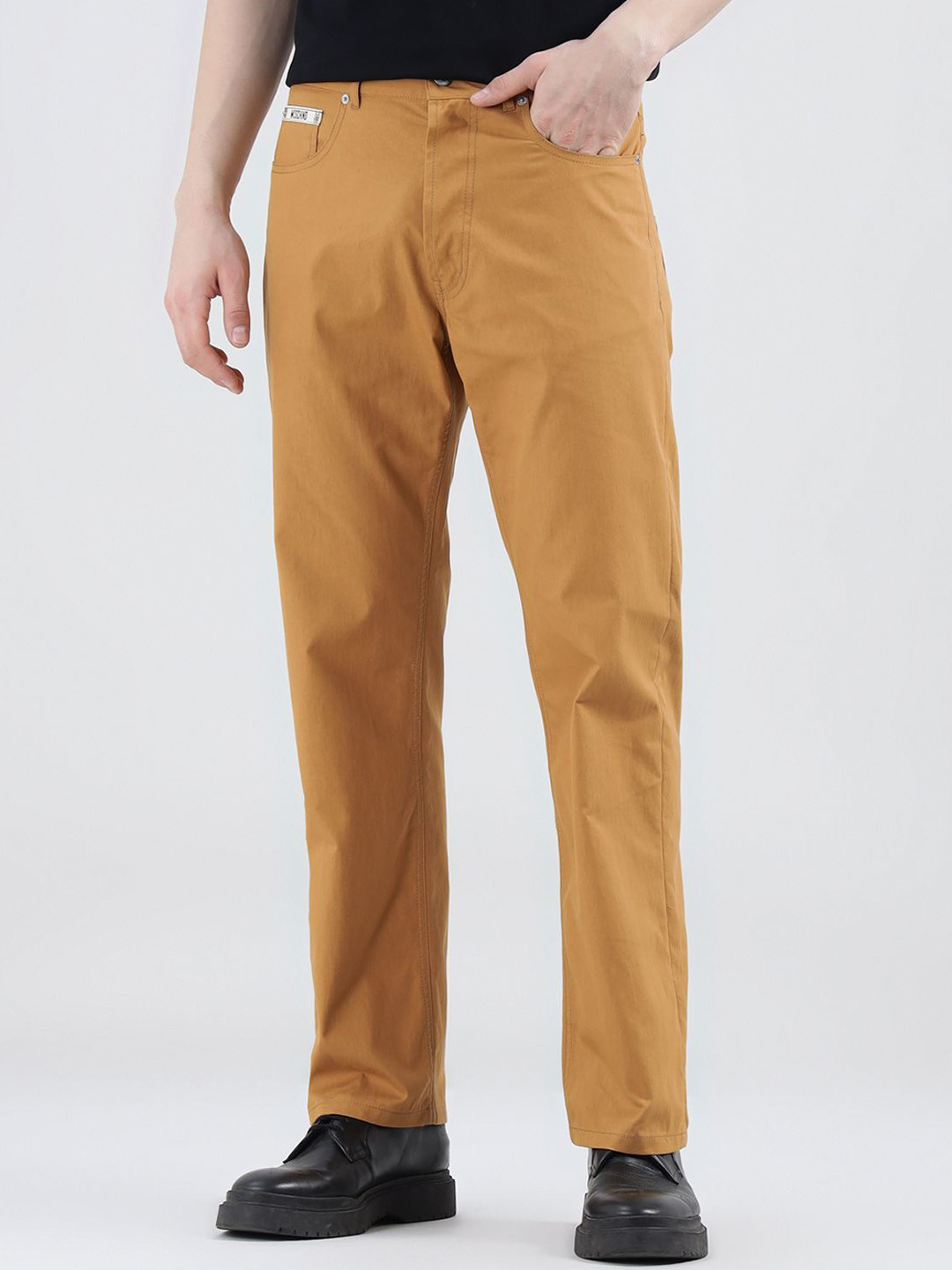 

MOSCHINO COUTURE Men Straight Fit Jeans, Beige