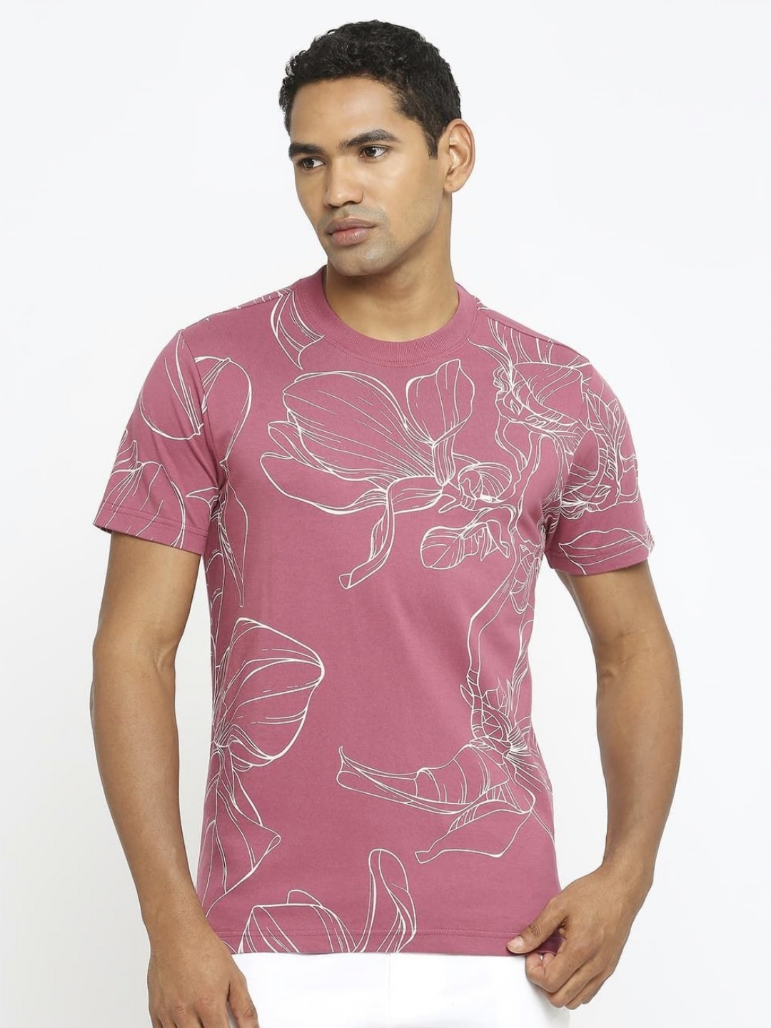 

Basics Men Floral Printed Round Neck Cotton T-shirt, Pink