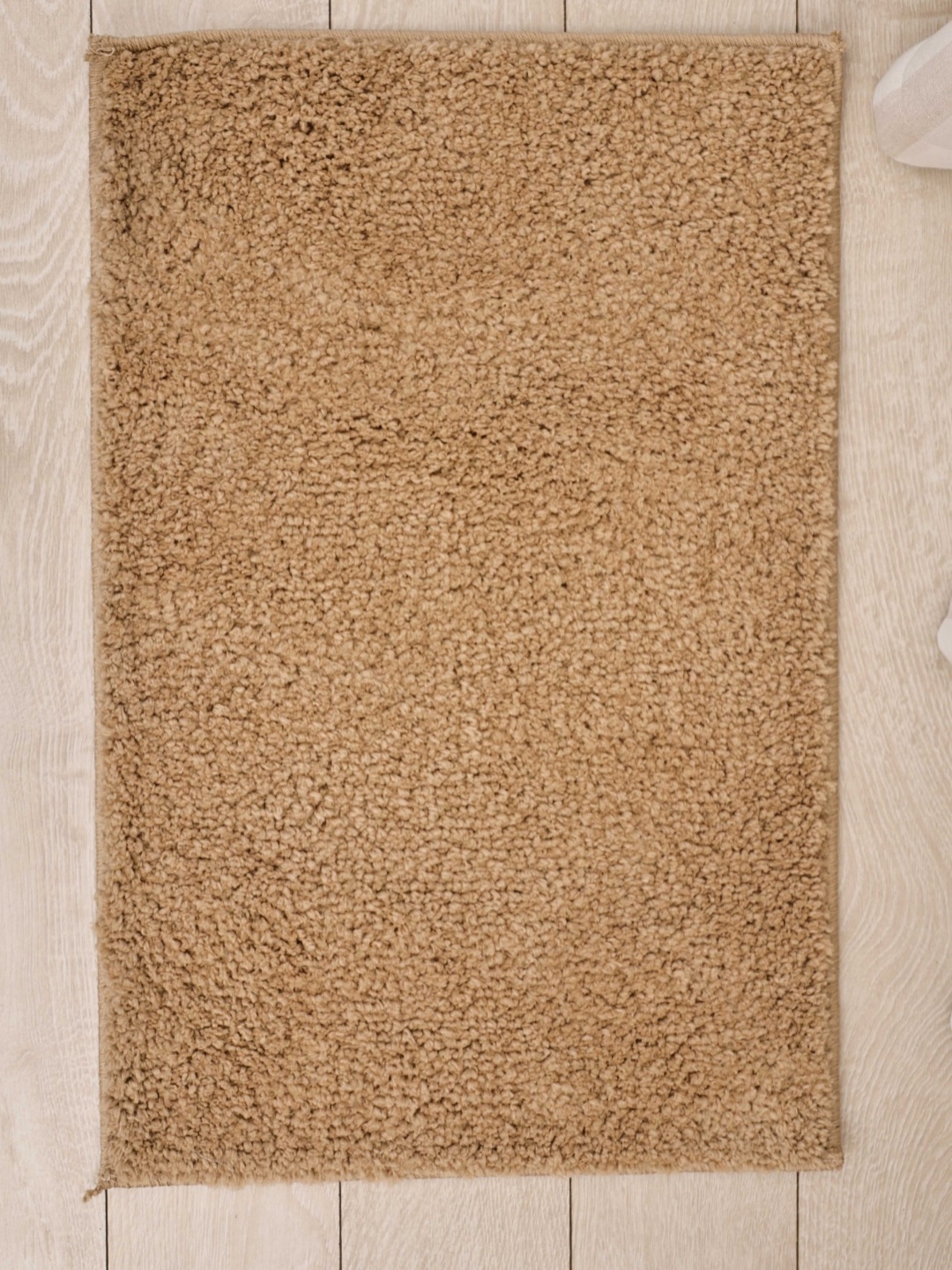 

Ariana Beige 2000 GSM Microfiber Bath Rugs