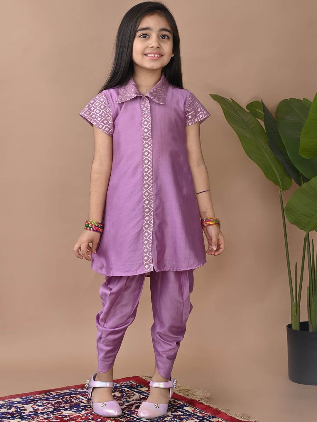 

Here&Now X Kinder Kids Girls Woven Design Pure Cotton Straight Kurti With Dhoti Pants, Purple