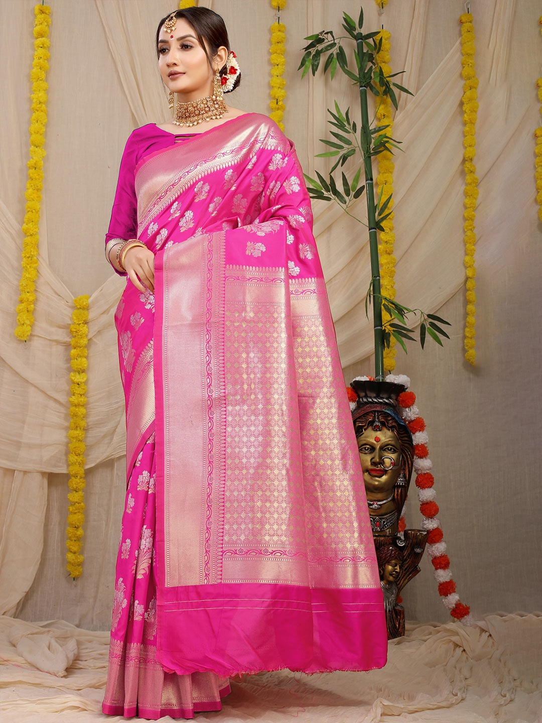 

Kandora Woven Design Zari Pure Silk Paithani Saree, Pink