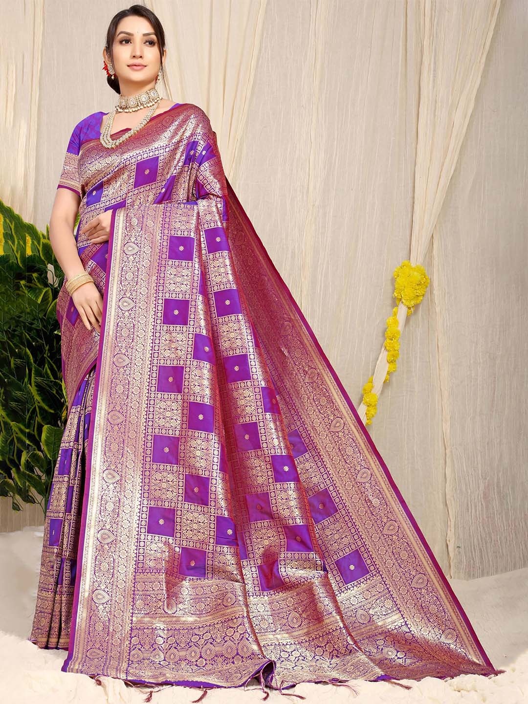 

Kandora Woven Design Pure Silk Paithani Saree, Purple