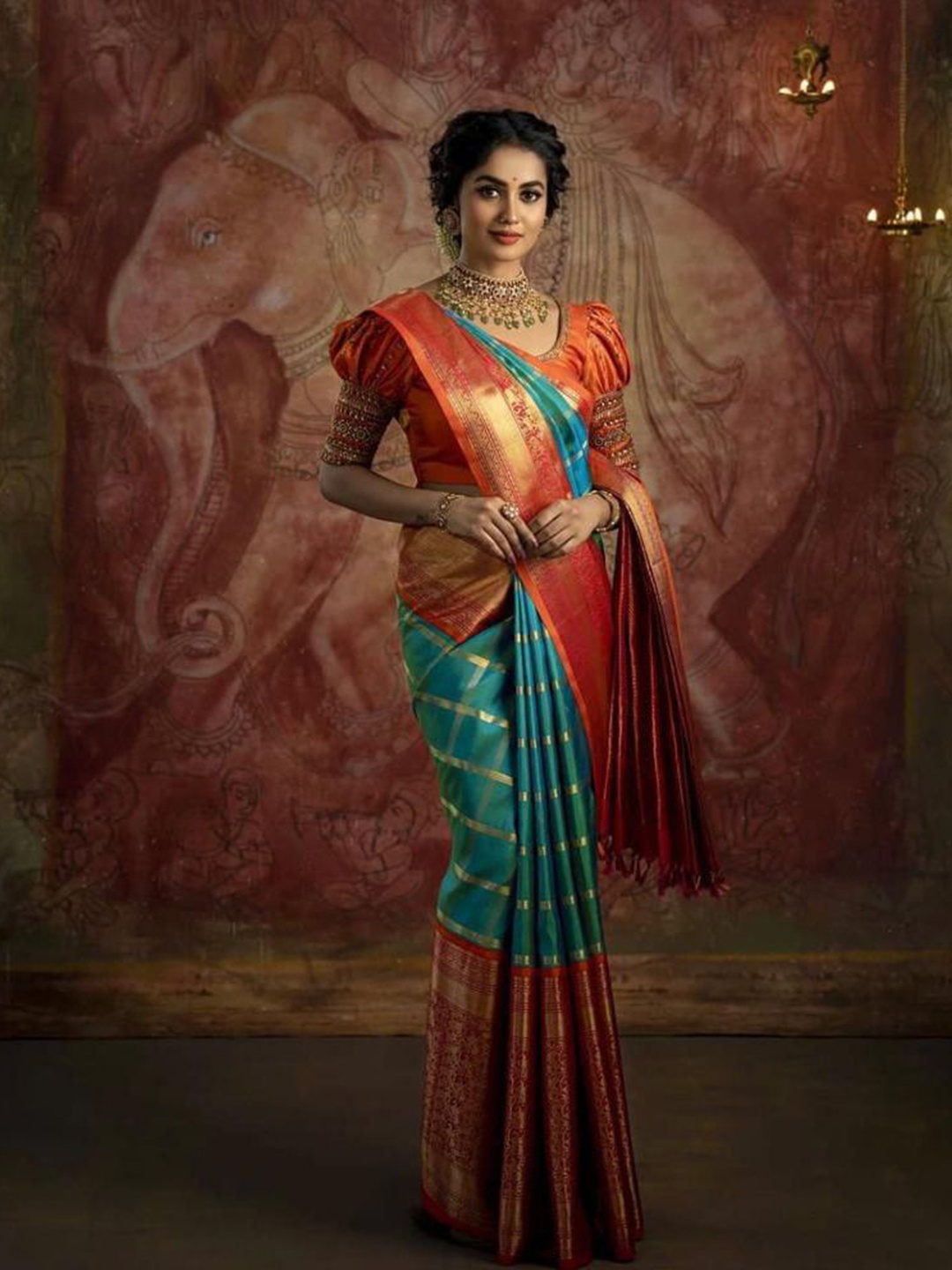 

Aika Woven Design Zari Pure Silk Banarasi Saree, Green