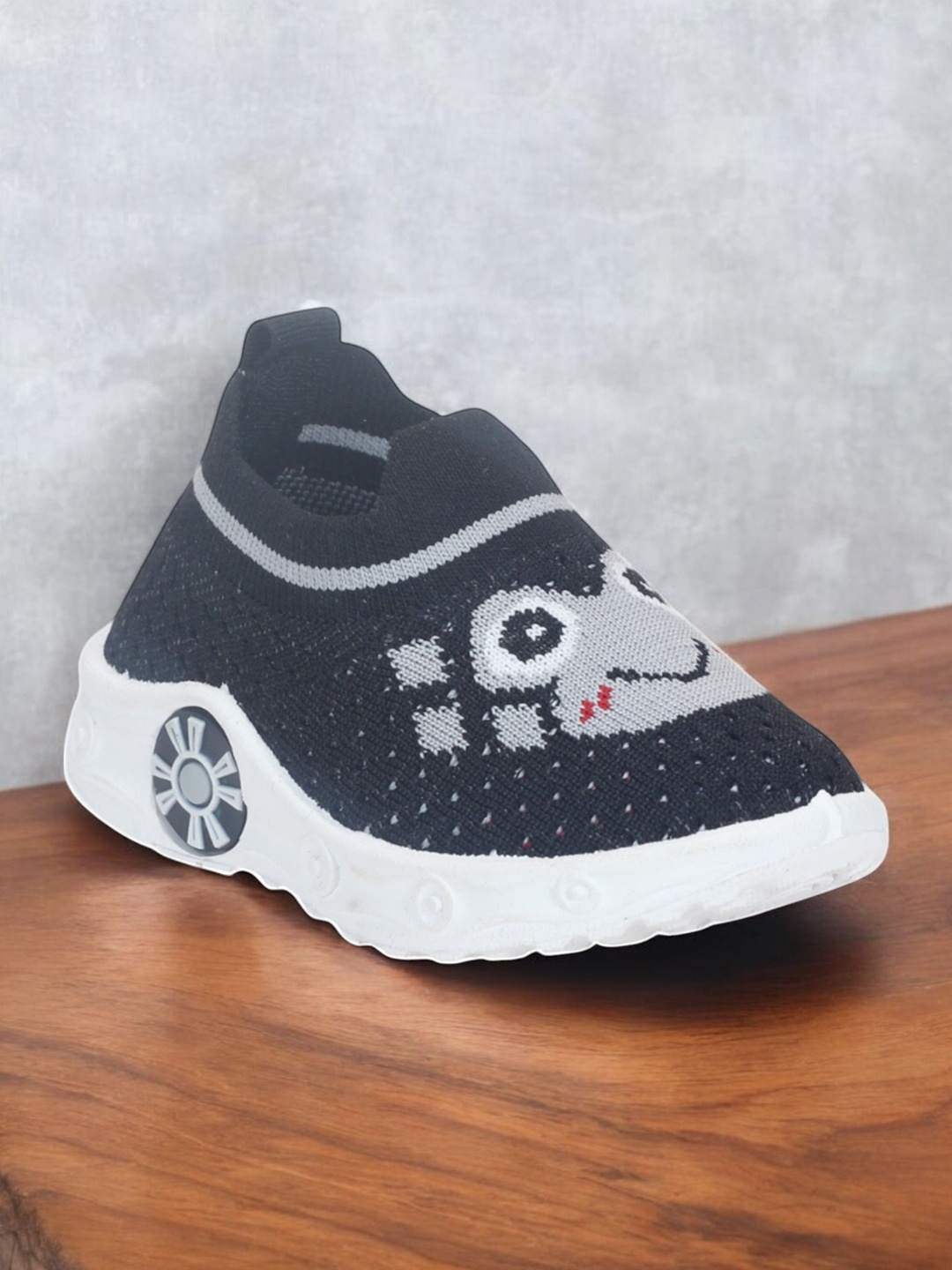 

Lil Lollipop Kids Lightweight Woven Design Slip-On Sneakers, Black