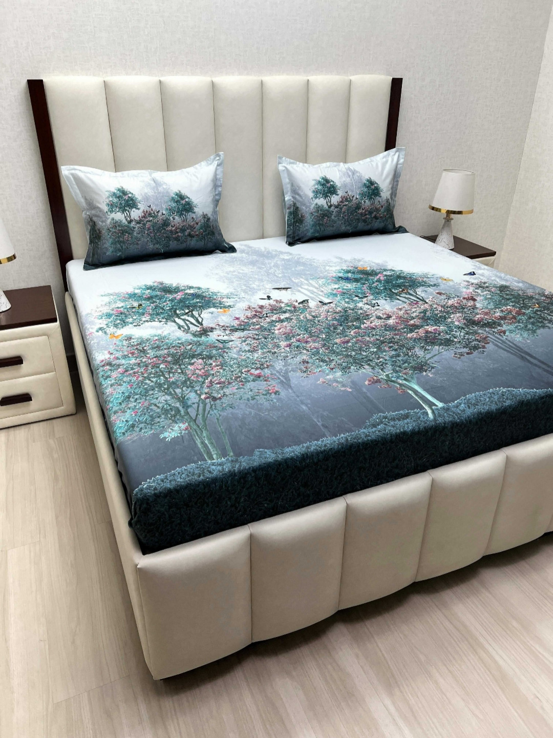 

Pure Decor Green Floral Printed 400 TC Pure Cotton King Bedsheet Set 2.74 m x 2.74 m