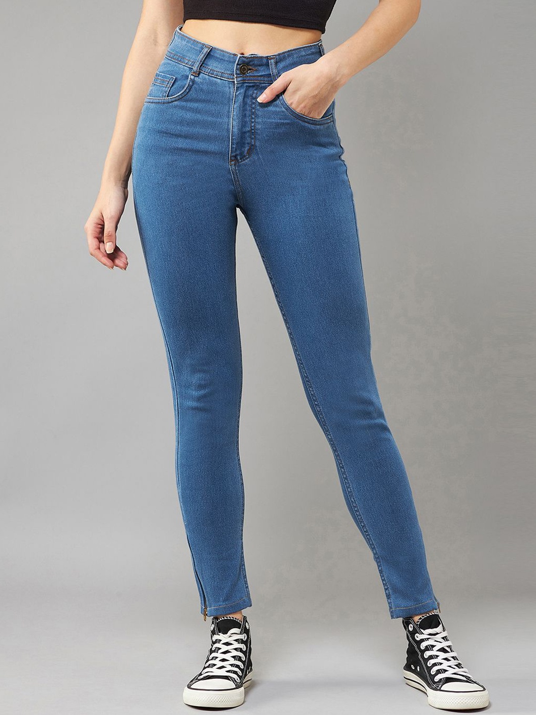 

DOLCE CRUDO Women Skinny Fit High-Rise Light Fade Stretchable Jeans, Blue
