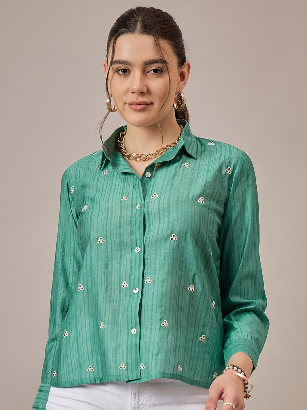 

CORSICA Women Spread Collar Vertical Striped Casual Shirt, Green